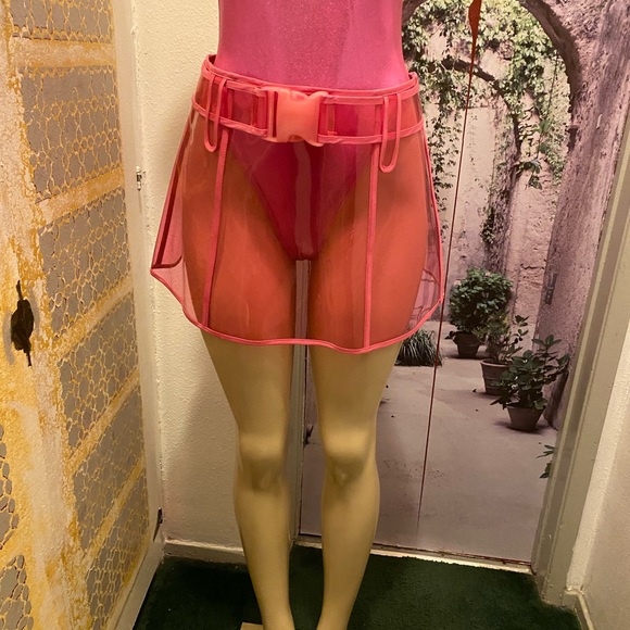 90's Barbie-core transparent PVC Mini pink buckle Skirt size M - Picture 4 of 11